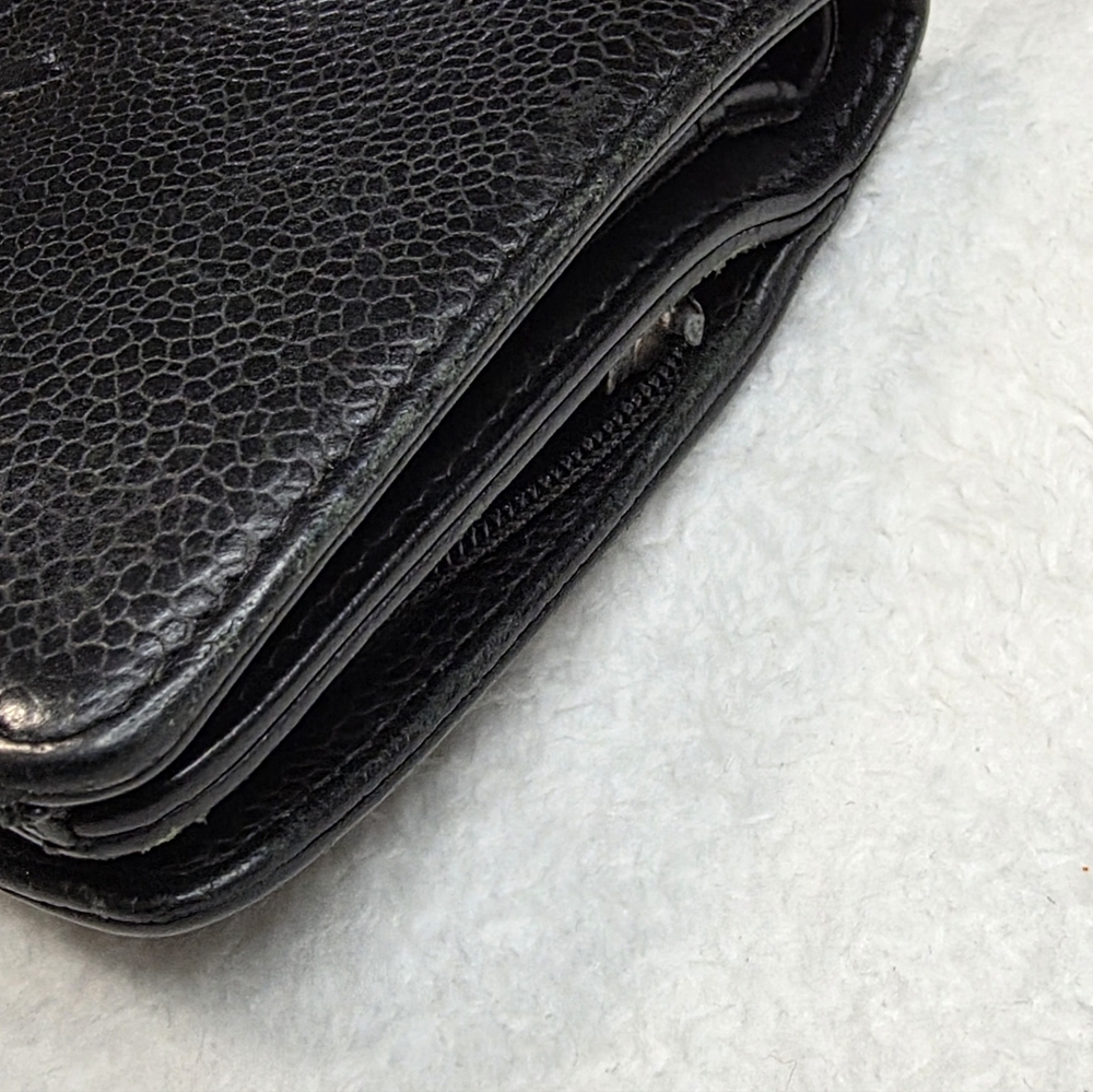Authentic CHANEL Classic Black Leather Compact Wallet W/snap Closure - Picture 14 of 16